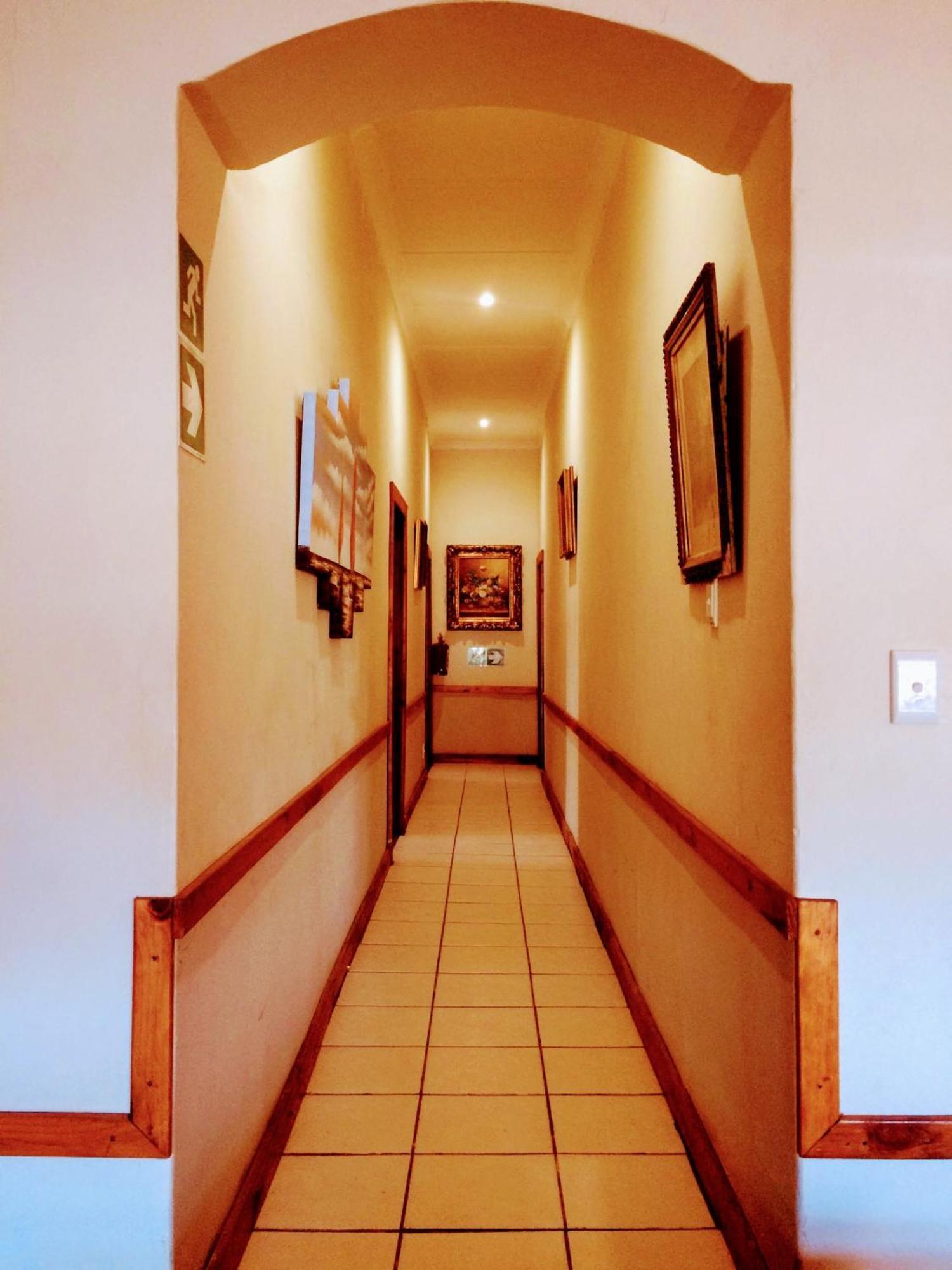 Schulteheim Hotel Uniondale  Exterior photo
