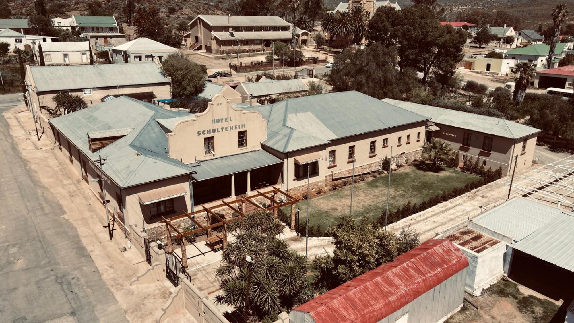 Schulteheim Hotel Uniondale  Exterior photo